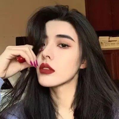 这个男人有点色